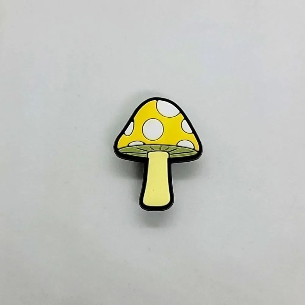 🎈5/$10🎈 CROC CHARMS.. mushroom..